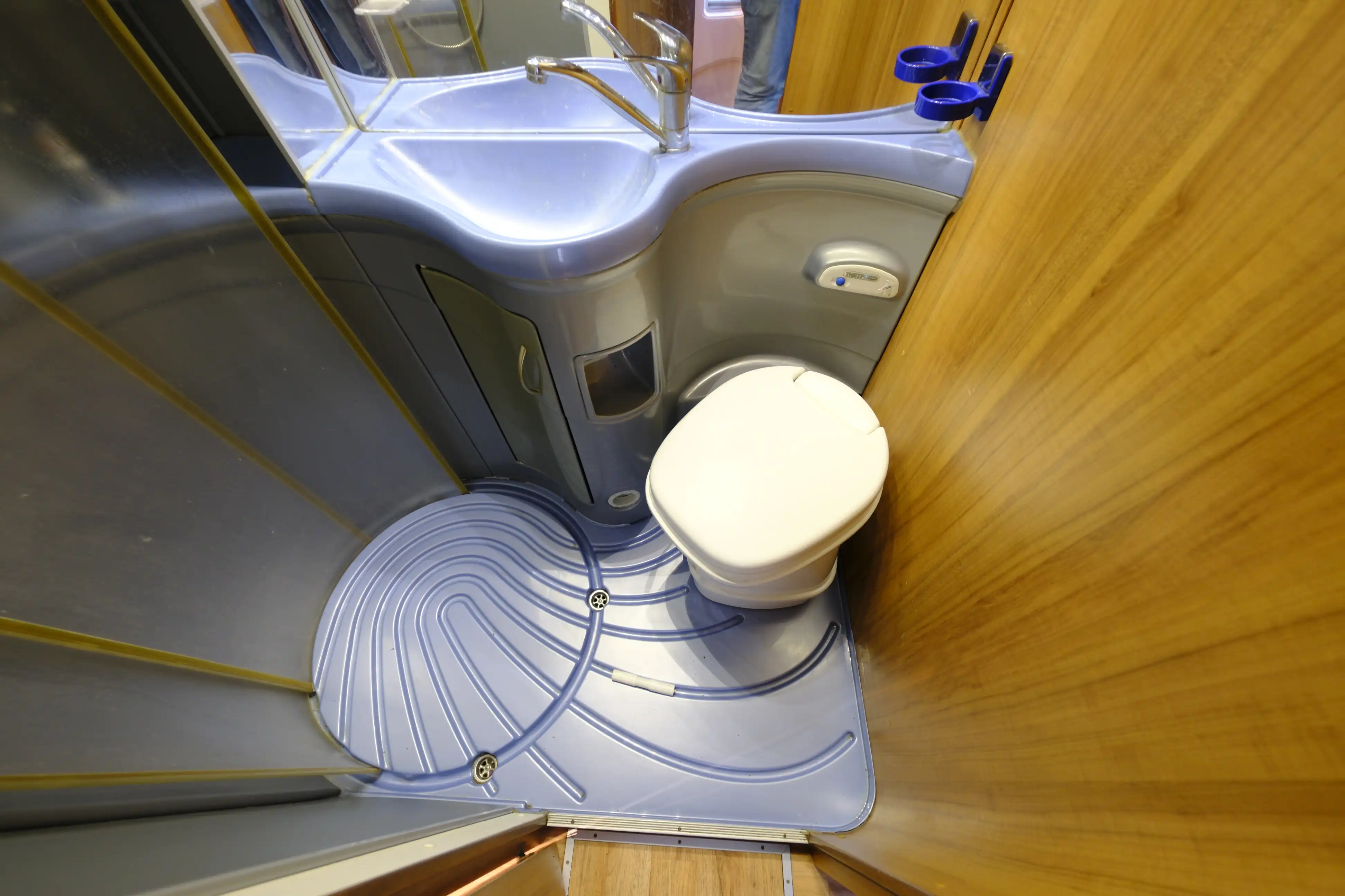 EURAMOBIL Terrestra A 570 HS - Ansicht 12